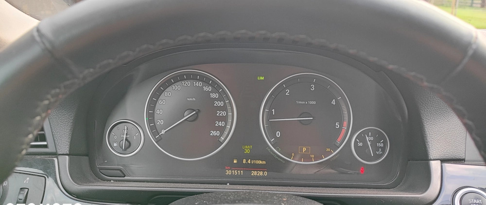 BMW Seria 5 cena 47999 przebieg: 301000, rok produkcji 2011 z Działoszyce małe 529